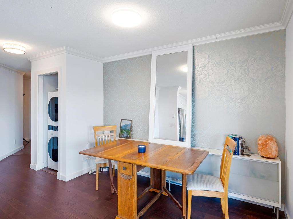 









365


1st

Street East, 213,
North Vancouver,




BC
V7L 4W5

