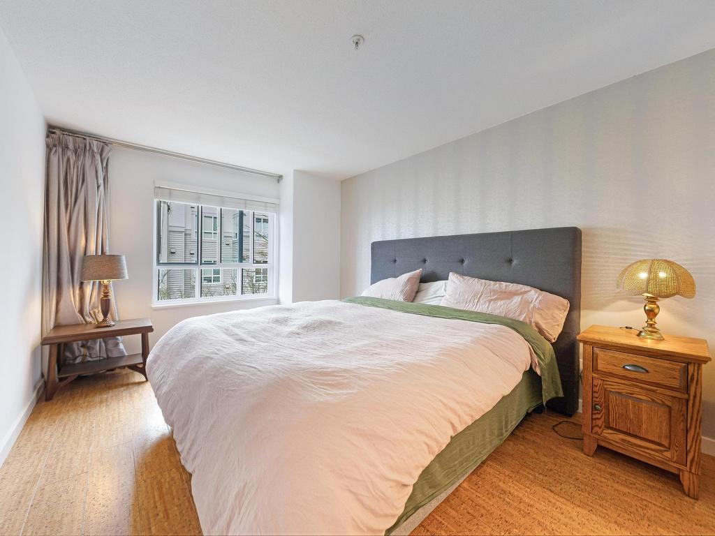









365


1st

Street East, 213,
North Vancouver,




BC
V7L 4W5


