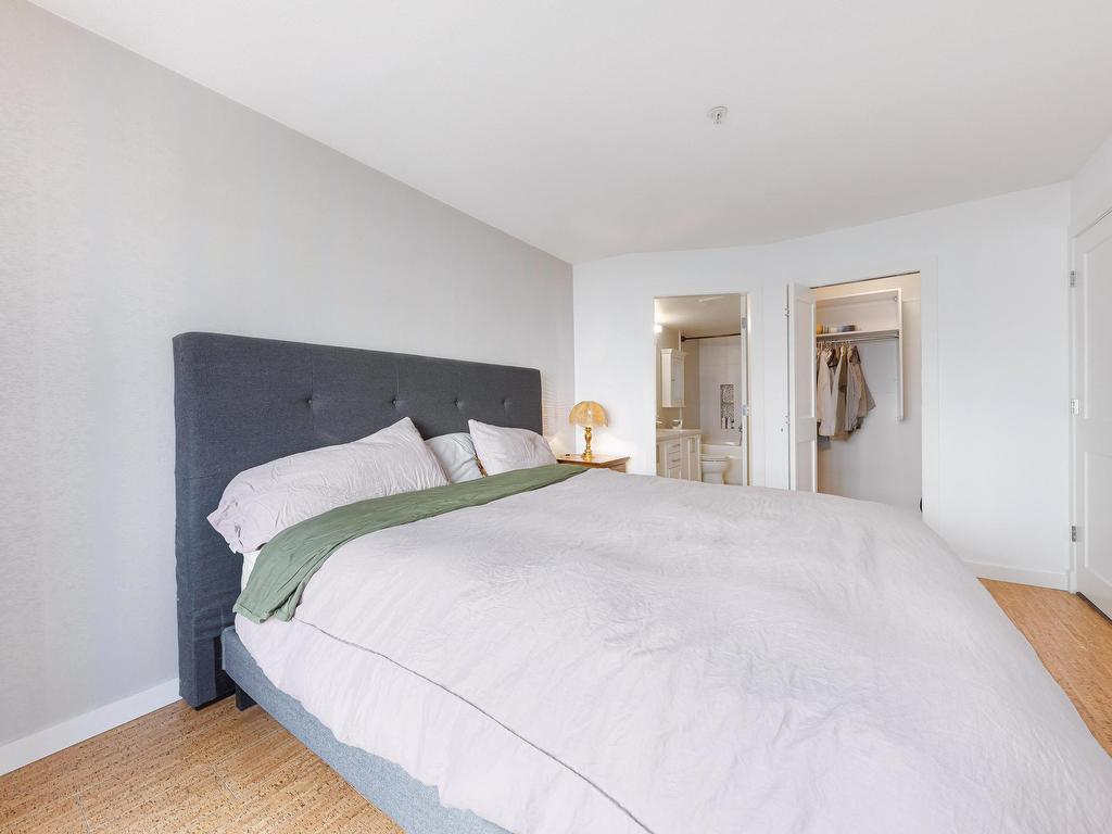 









365


1st

Street East, 213,
North Vancouver,




BC
V7L 4W5


