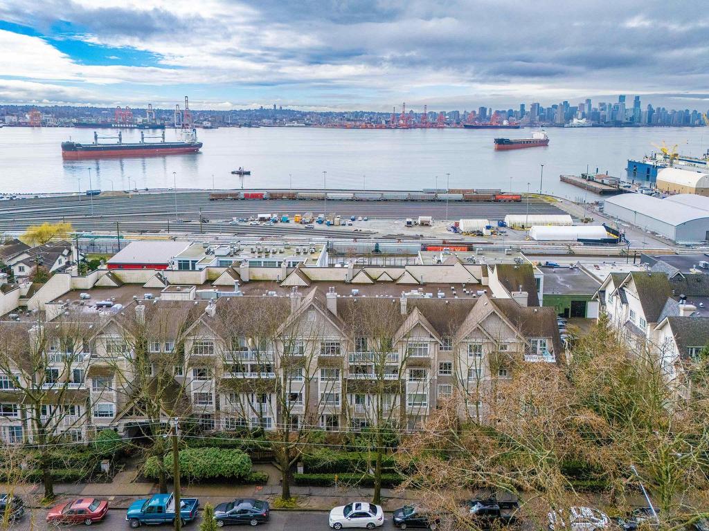









365


1st

Street East, 213,
North Vancouver,




BC
V7L 4W5

