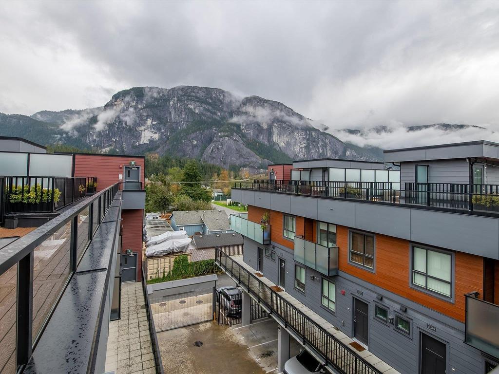 









37808


Third

Avenue, 211,
Squamish,




BC
V8B 1B9

