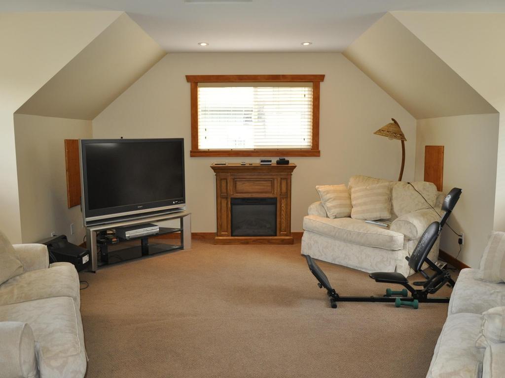 









41344


Tantalus

Road,
Squamish,




BC
V8B 0P6

