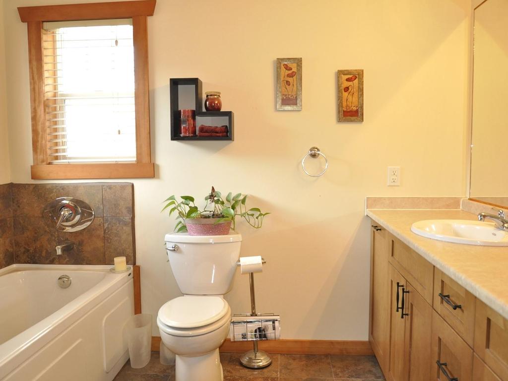 









41344


Tantalus

Road,
Squamish,




BC
V8B 0P6

