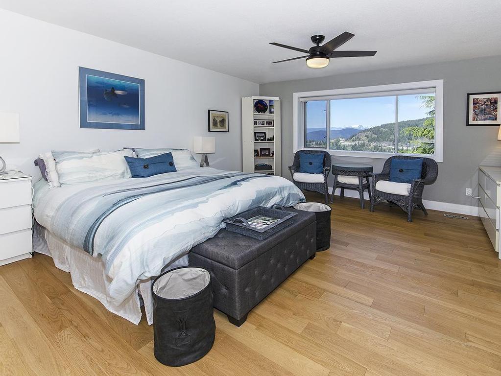 









5237


Timberfeild

Road,
West Vancouver,




BC
V7W 2Y5

