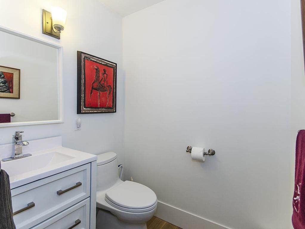 









5237


Timberfeild

Road,
West Vancouver,




BC
V7W 2Y5


