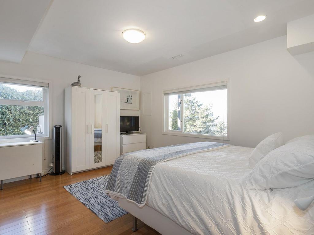 









5237


Timberfeild

Road,
West Vancouver,




BC
V7W 2Y5

