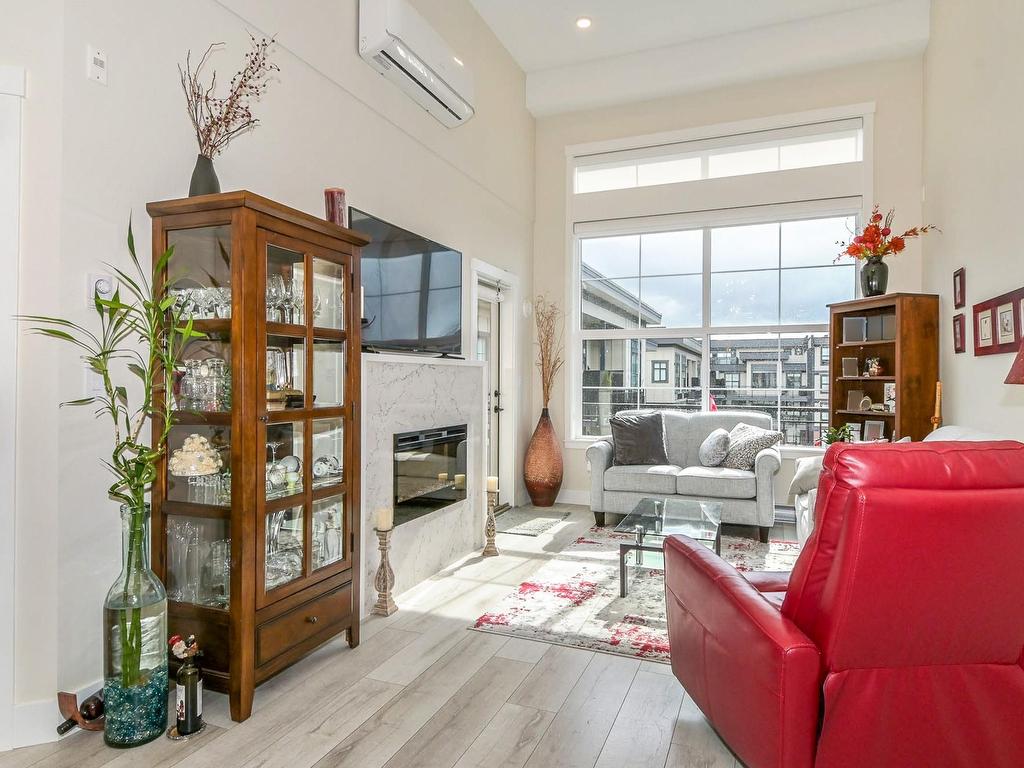 









11893


227

Street, 504,
Maple Ridge,




BC
V2X 6H9

