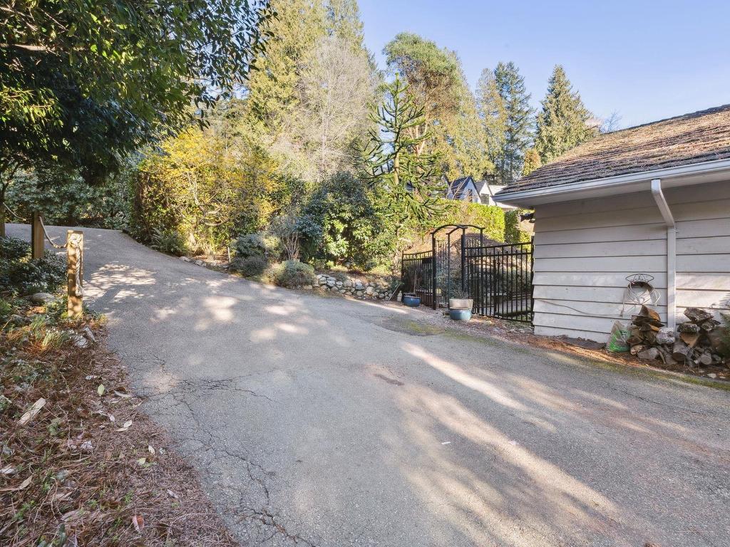 









4028


Rose

Crescent,
West Vancouver,




BC
V7V 2N7

