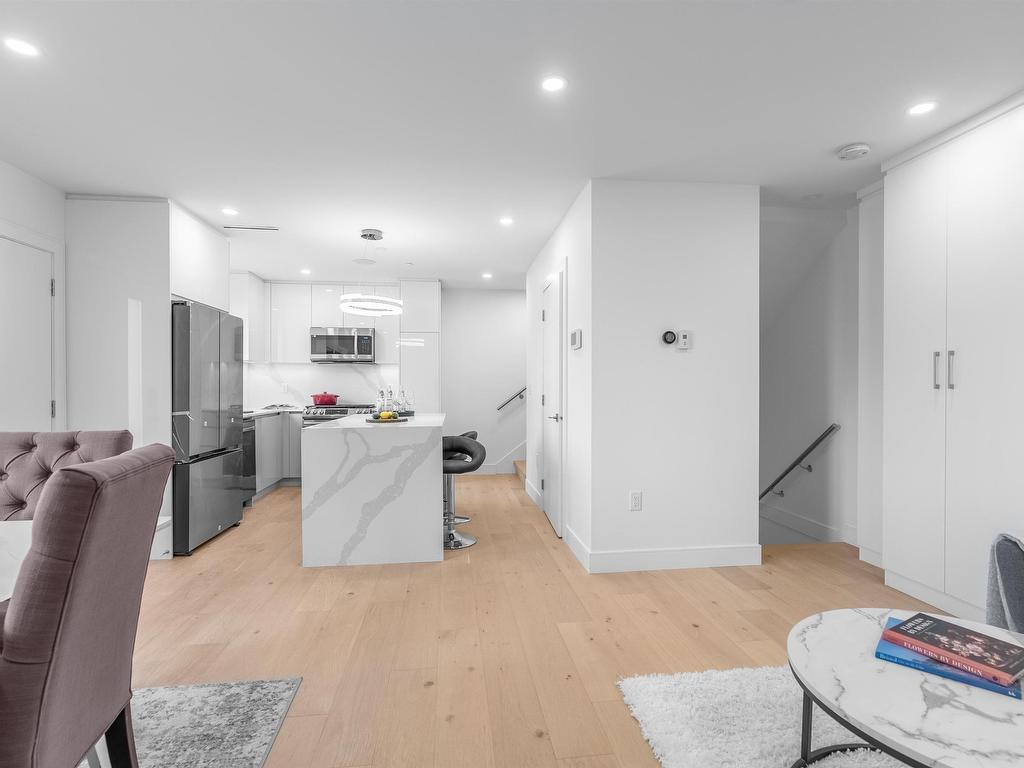 









3511


Triumph

Street,
Vancouver,




BC
V5K 1V2

