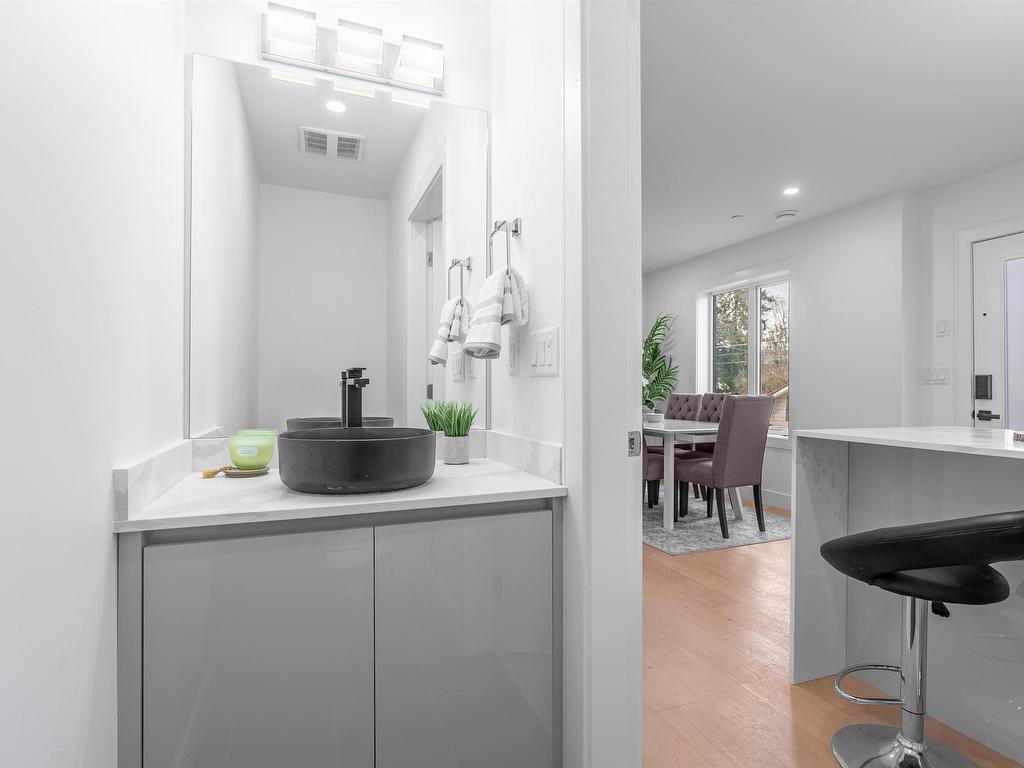 









3511


Triumph

Street,
Vancouver,




BC
V5K 1V2

