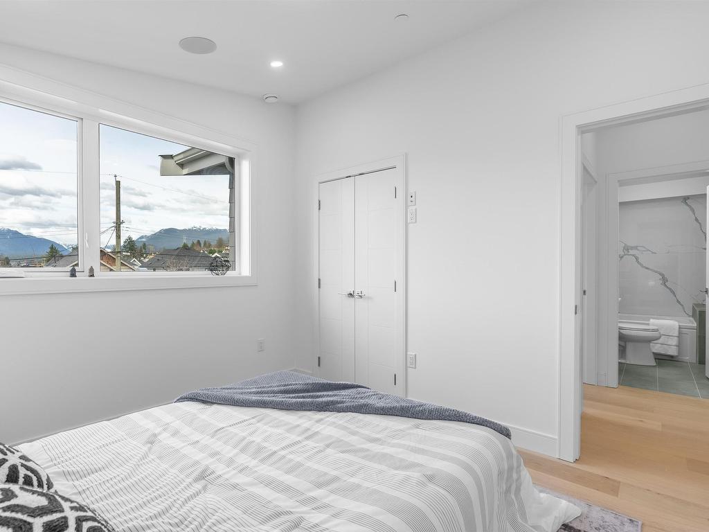 









3511


Triumph

Street,
Vancouver,




BC
V5K 1V2

