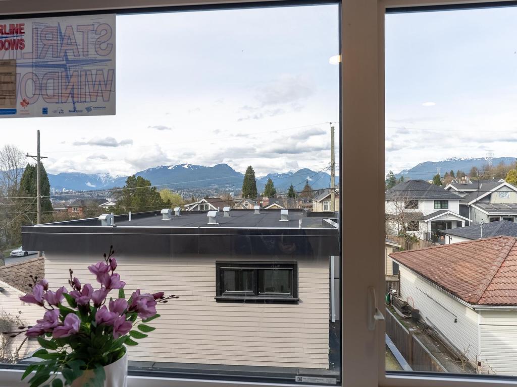 









3511


Triumph

Street,
Vancouver,




BC
V5K 1V2

