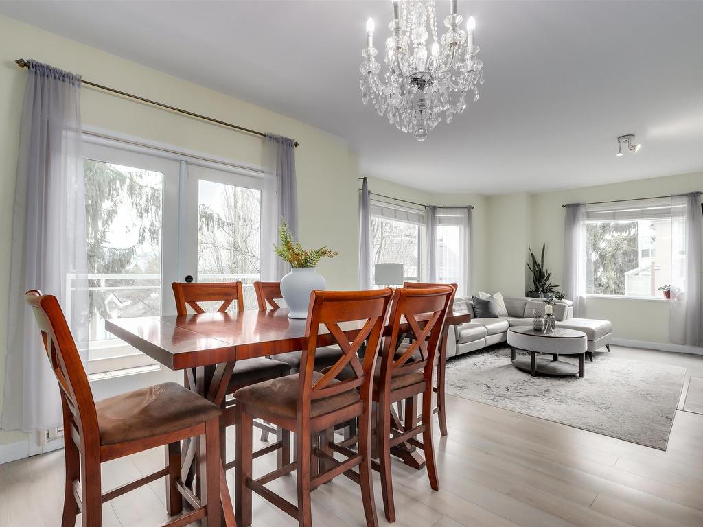 









5262


Oakmount

Crescent, 16,
Burnaby,




BC
V5H 4R7

