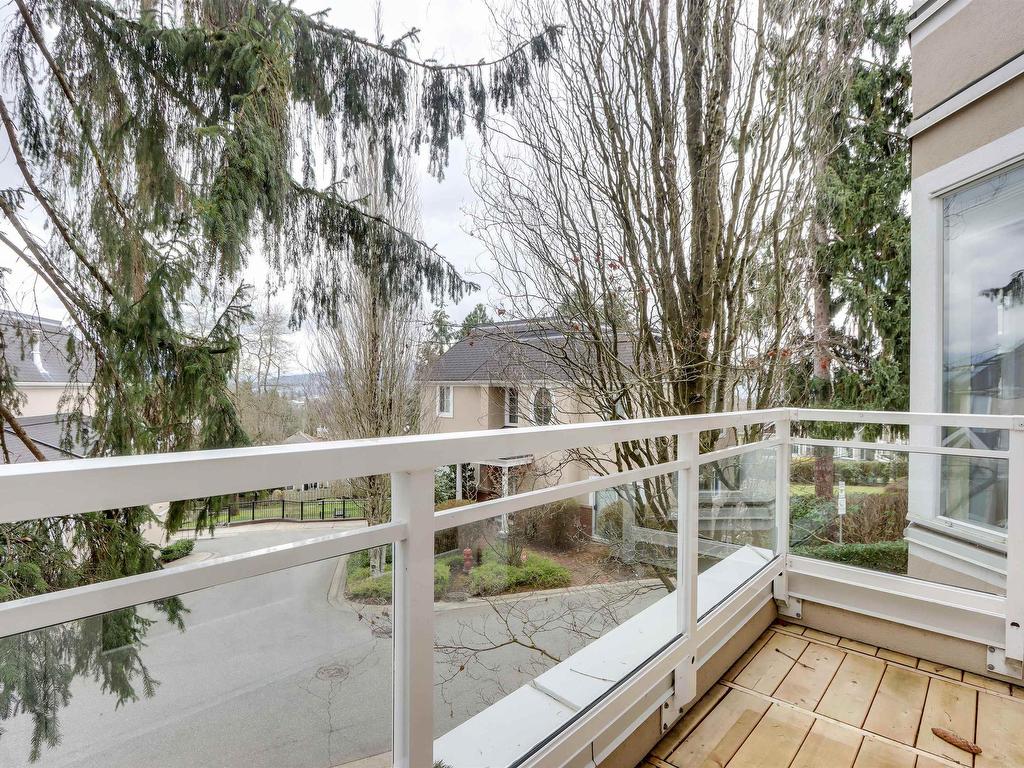 









5262


Oakmount

Crescent, 16,
Burnaby,




BC
V5H 4R7

