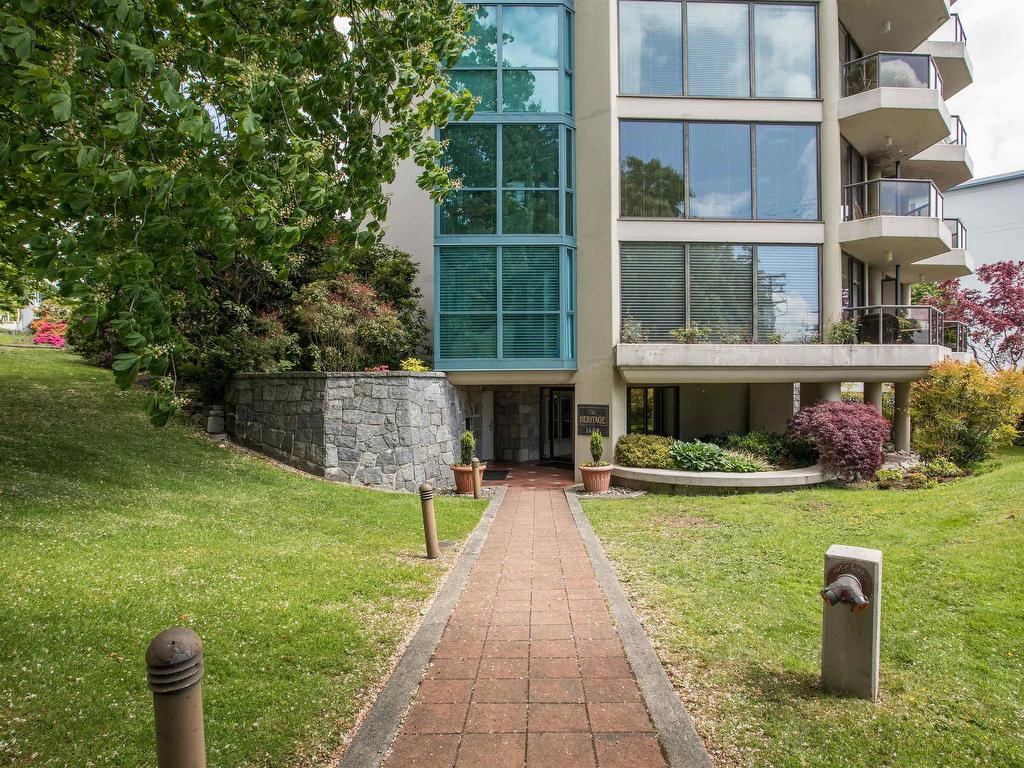 









1689


Duchess

Avenue, 408,
West Vancouver,




BC
V7N 1P7

