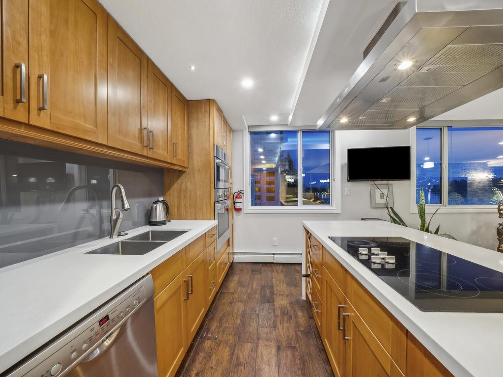 









2090


Argyle

Avenue, 602,
West Vancouver,




BC
V7V 4R4

