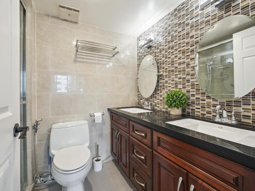 









2090


Argyle

Avenue, 602,
West Vancouver,




BC
V7V 4R4


