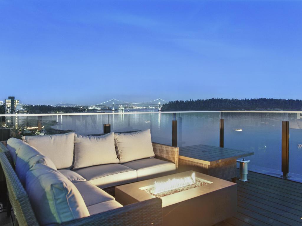 









2090


Argyle

Avenue, 602,
West Vancouver,




BC
V7V 4R4

