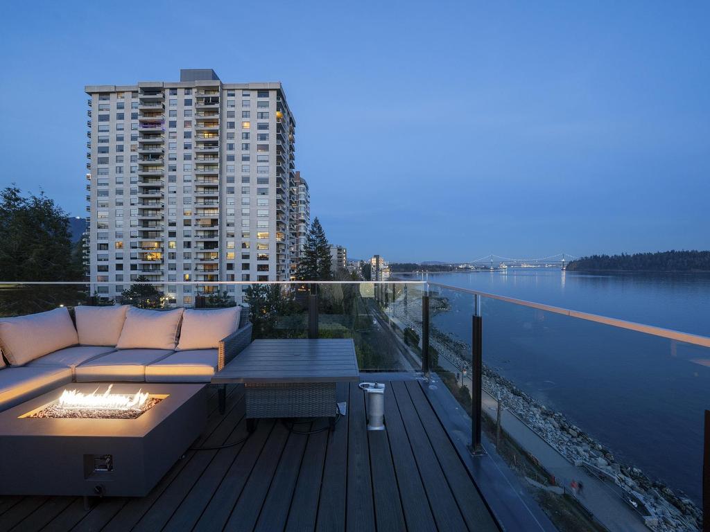 









2090


Argyle

Avenue, 602,
West Vancouver,




BC
V7V 4R4

