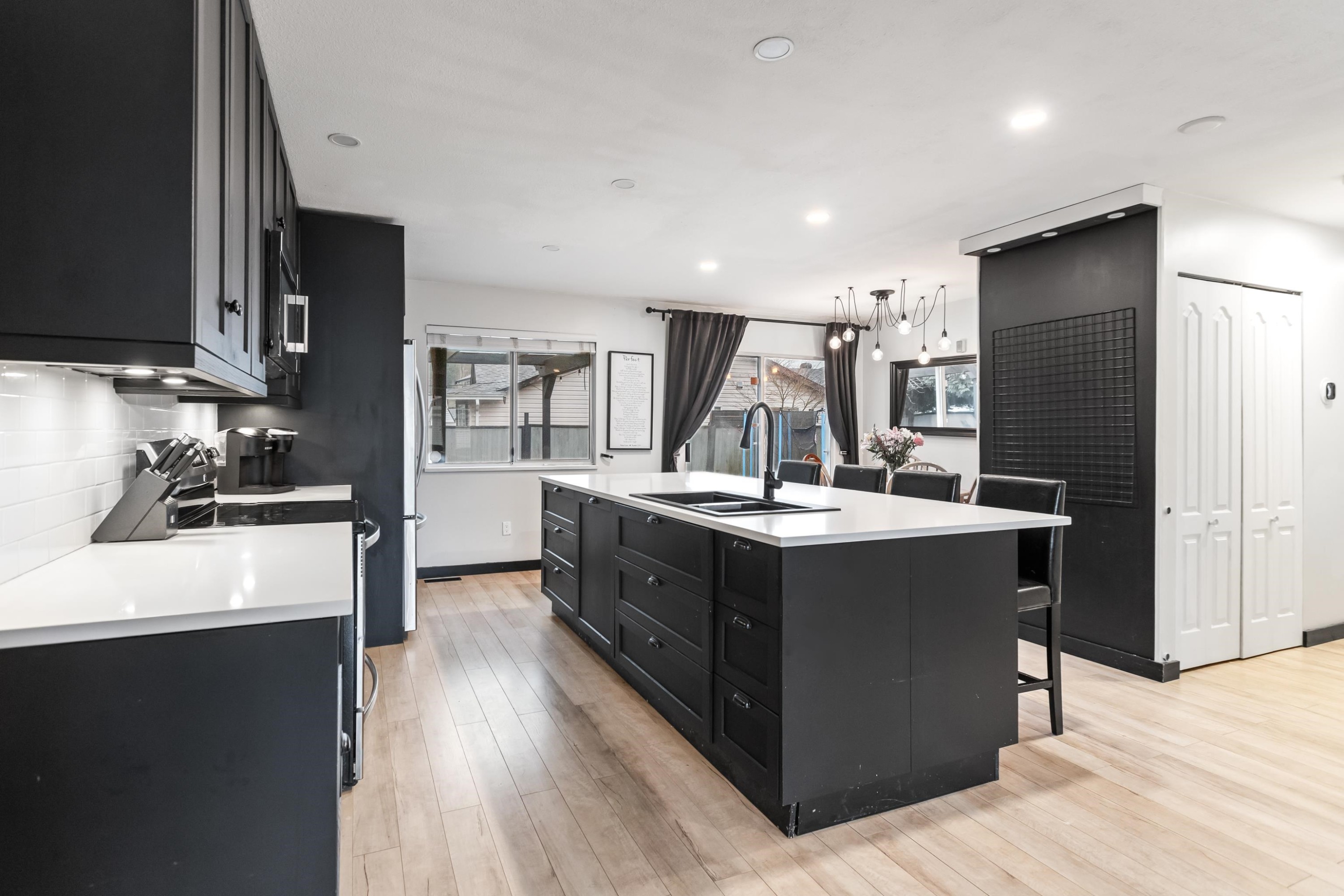 









11750


Glenhurst

Street,
Maple Ridge,




BC
V2X 0B9

