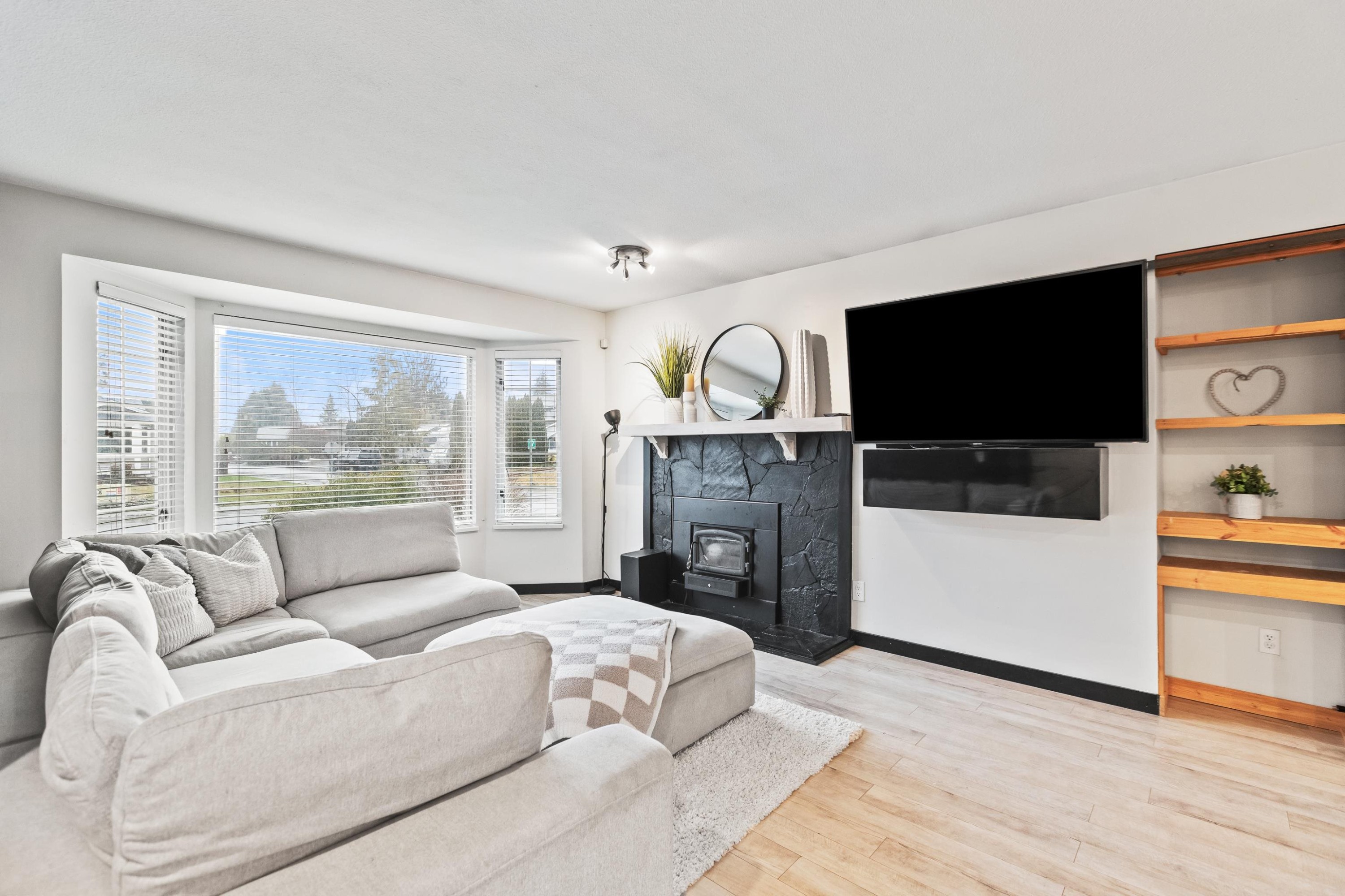 









11750


Glenhurst

Street,
Maple Ridge,




BC
V2X 0B9


