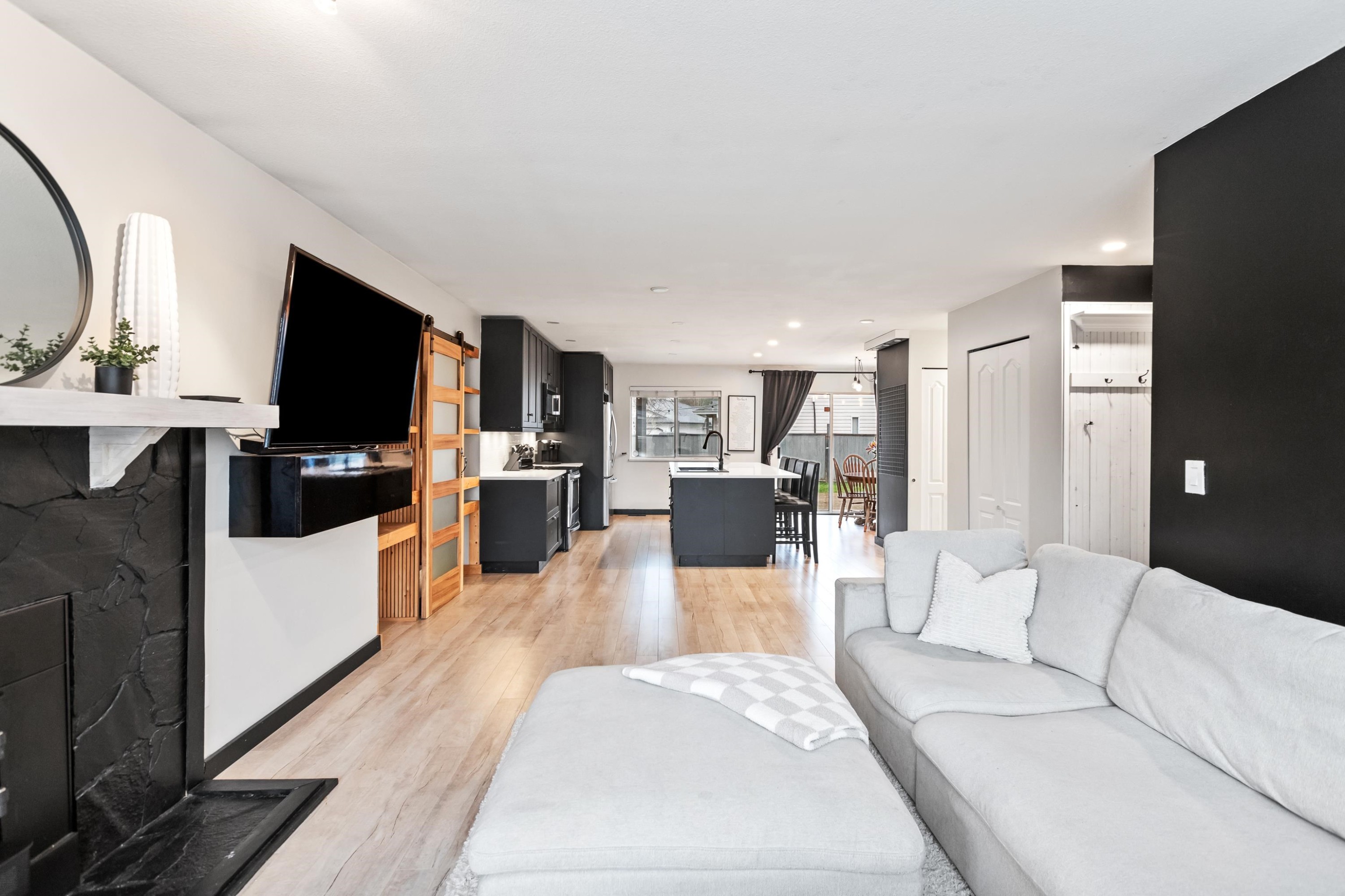 









11750


Glenhurst

Street,
Maple Ridge,




BC
V2X 0B9

