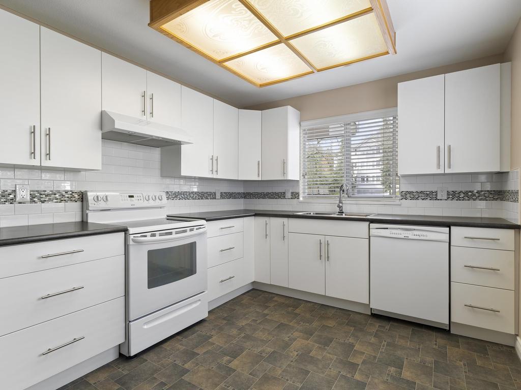 









455


Bromley

Street, 205,
Coquitlam,




BC
V3K 6N7

