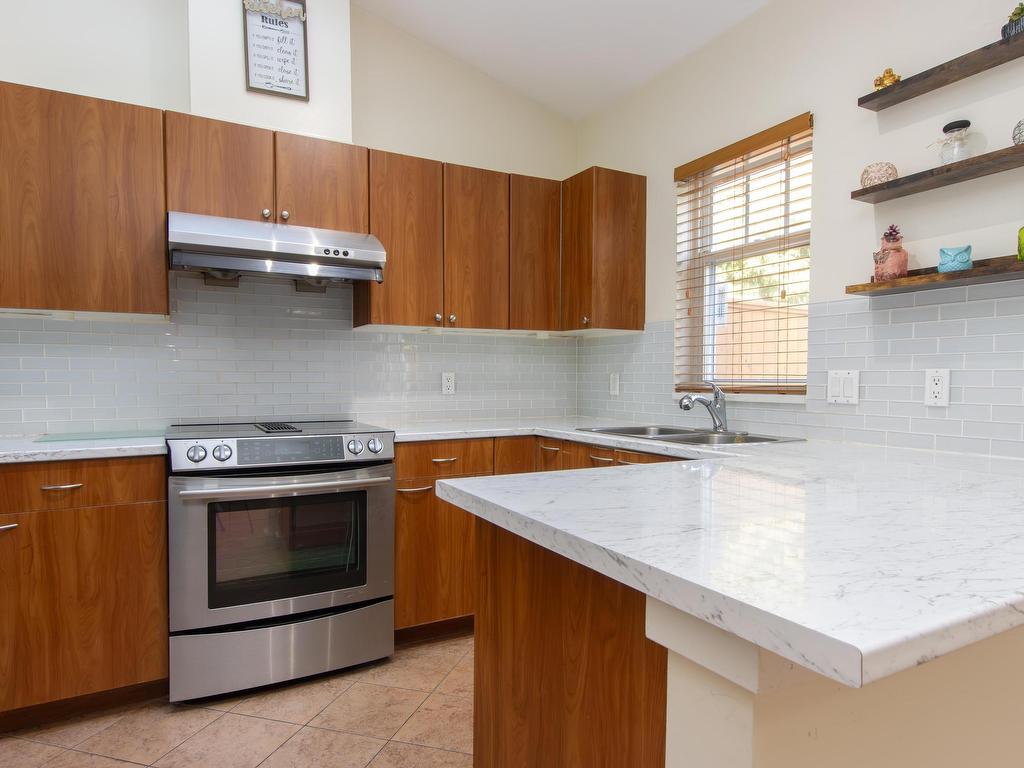 









1821


Willow

Crescent, 71,
Squamish,




BC
V8B 0L9

