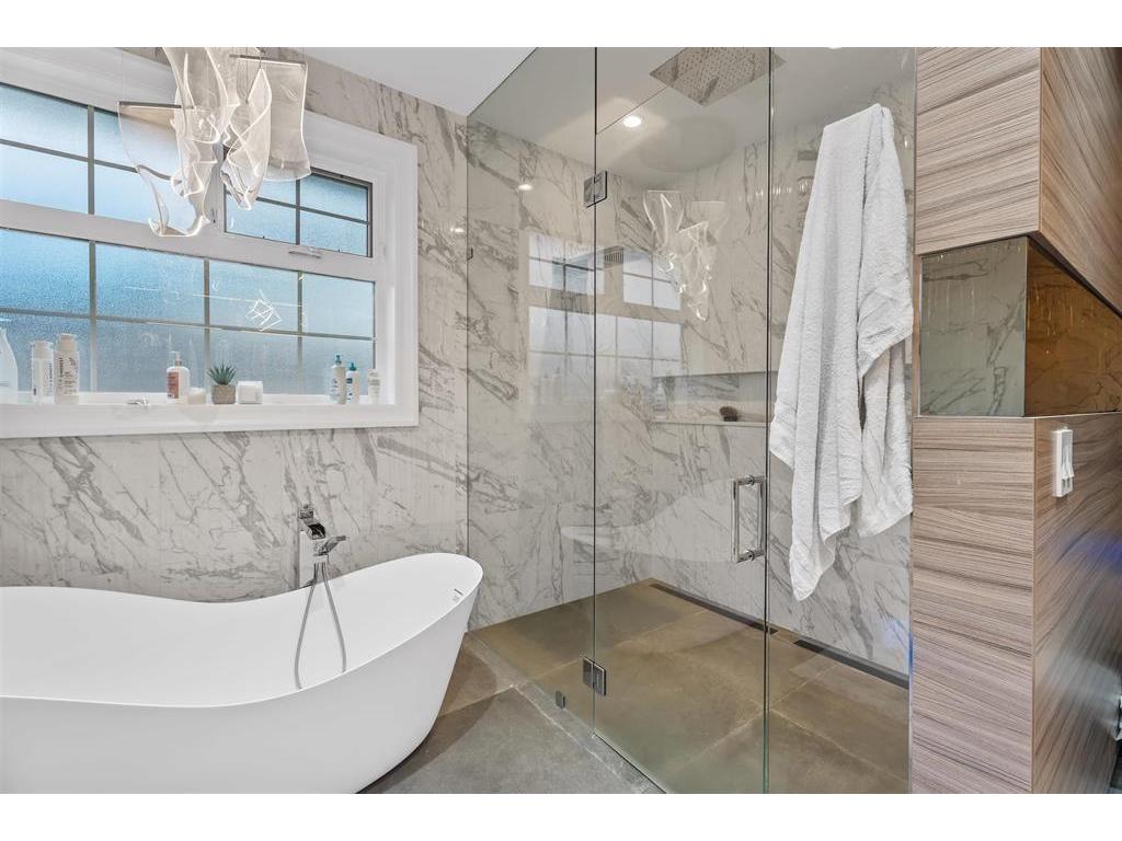 









2748


Cultus

Avenue,
Coquitlam,




BC
V3C 5A5

