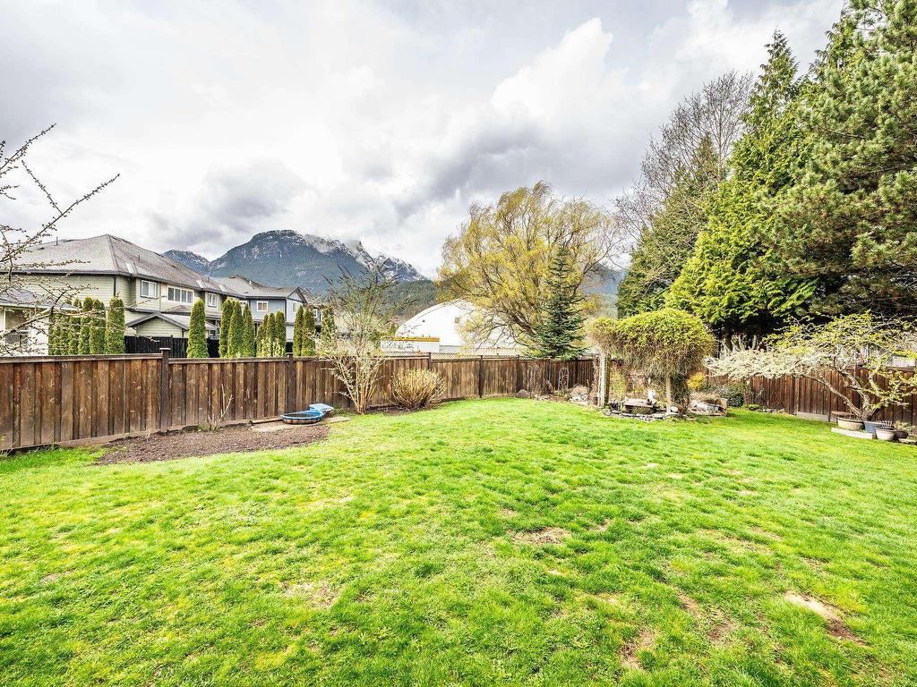 









1025


Sunrise

Place,
Squamish,




BC
V0N 1T0

