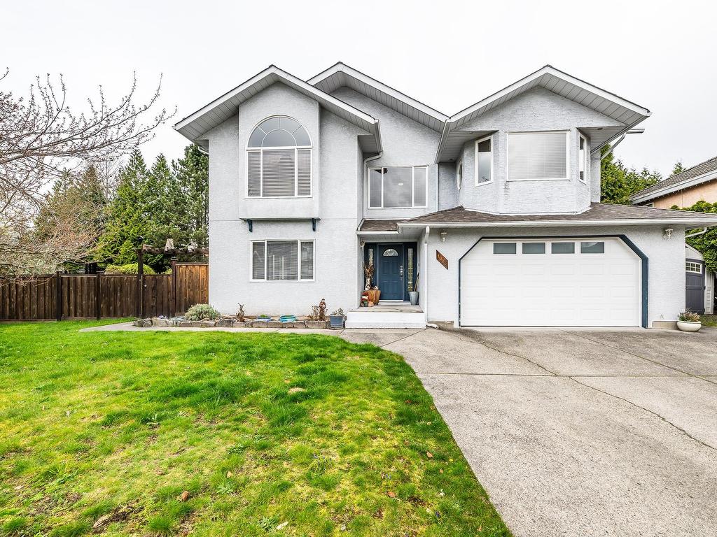 









1025


Sunrise

Place,
Squamish,




BC
V0N 1T0

