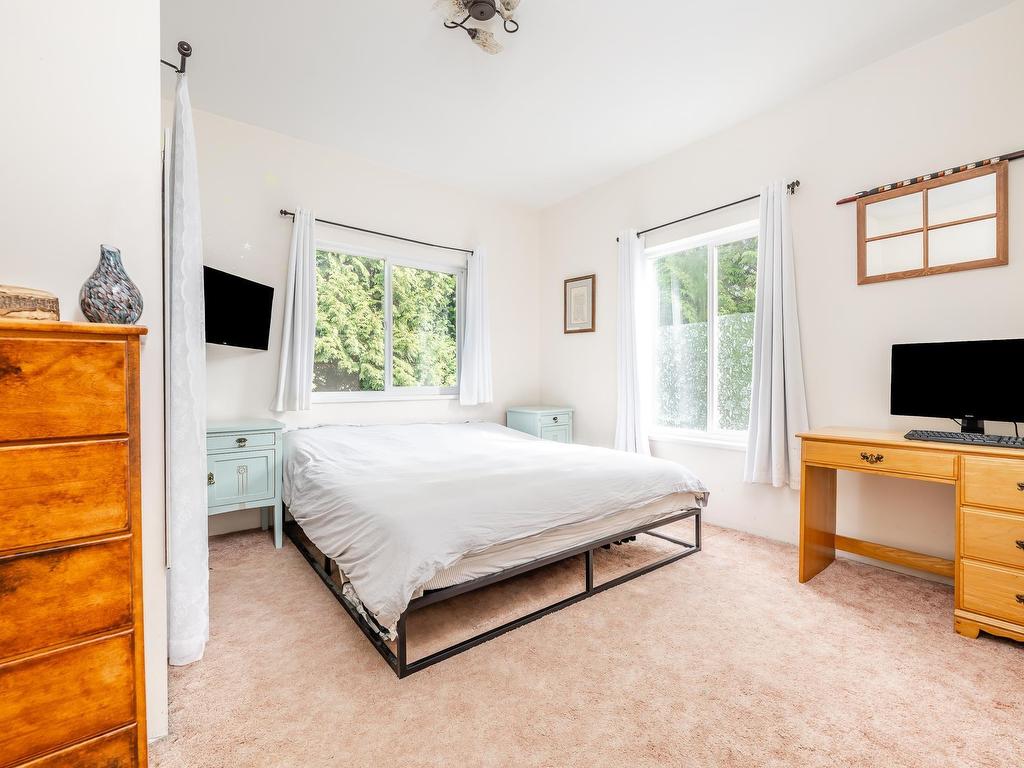 









1025


Sunrise

Place,
Squamish,




BC
V0N 1T0

