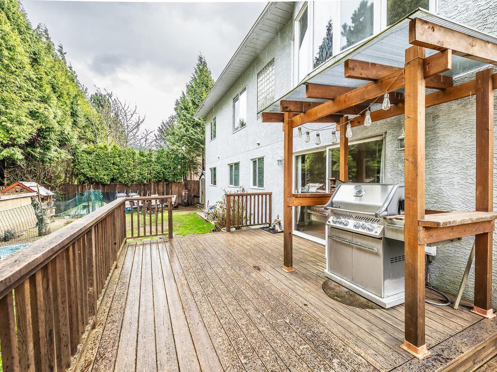 









1025


Sunrise

Place,
Squamish,




BC
V0N 1T0

