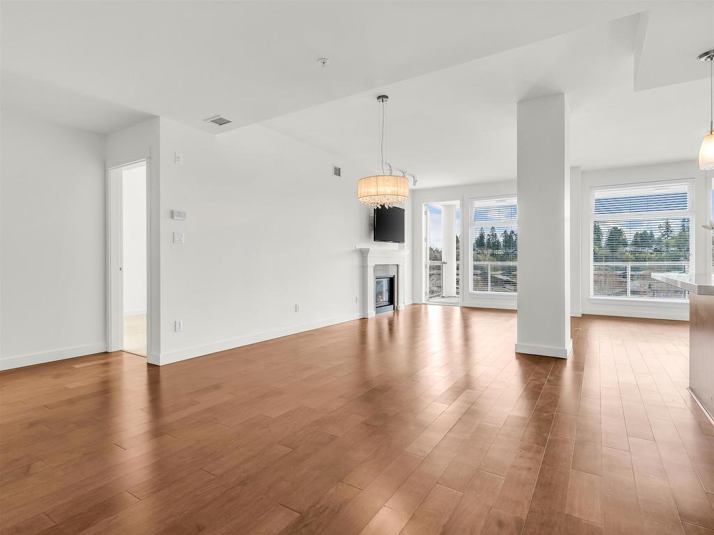 









5055


Springs

Boulevard, 401,
Delta,




BC
V4M 0A2

