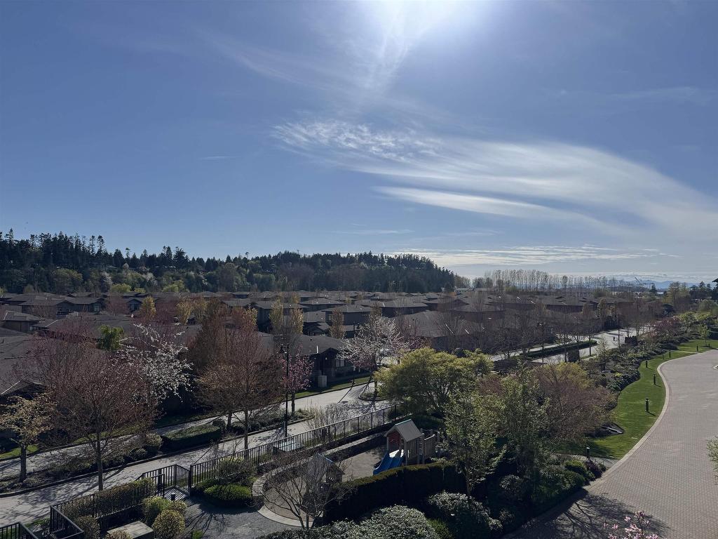 









5055


Springs

Boulevard, 401,
Delta,




BC
V4M 0A2


