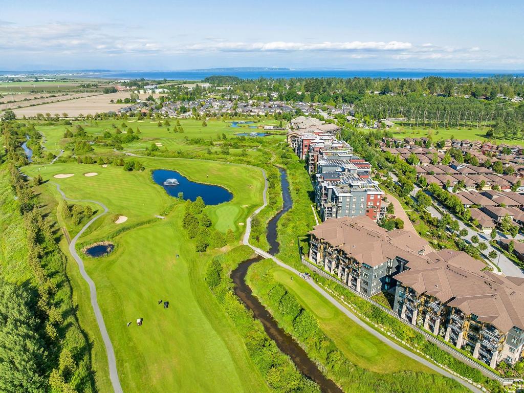 









5055


Springs

Boulevard, 401,
Delta,




BC
V4M 0A2

