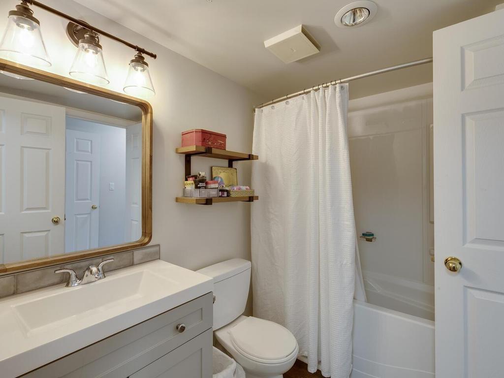 









40120


Willow

Crescent, B102,
Squamish,




BC
V8B 0L7

