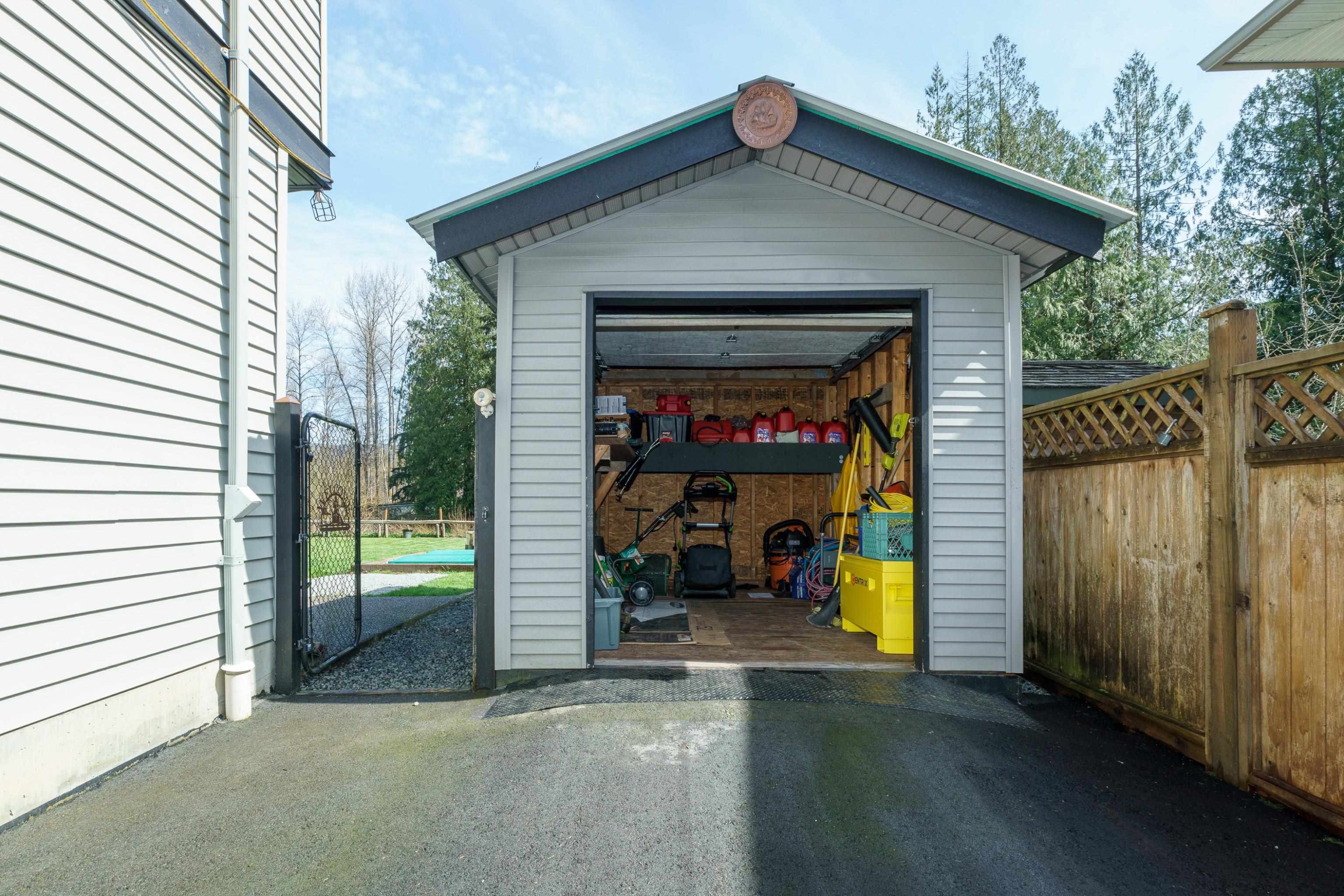 









12436


254

Street,
Maple Ridge,




BC
V4R 1V2

