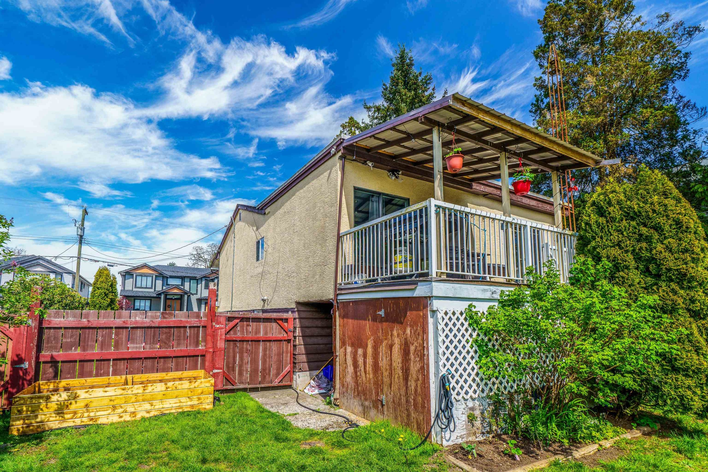 









20616


113

Avenue,
Maple Ridge,




BC
V2X 1E3

