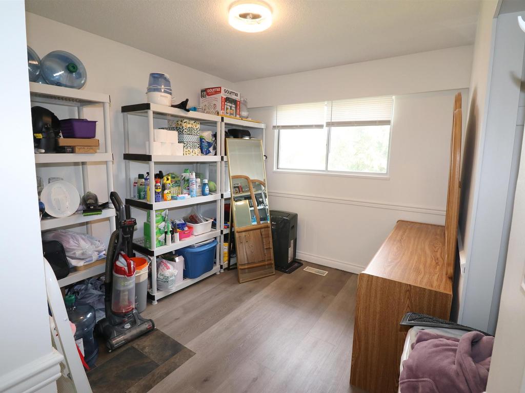 









21161


Cook

Avenue,
Maple Ridge,




BC
V2X 7P7

