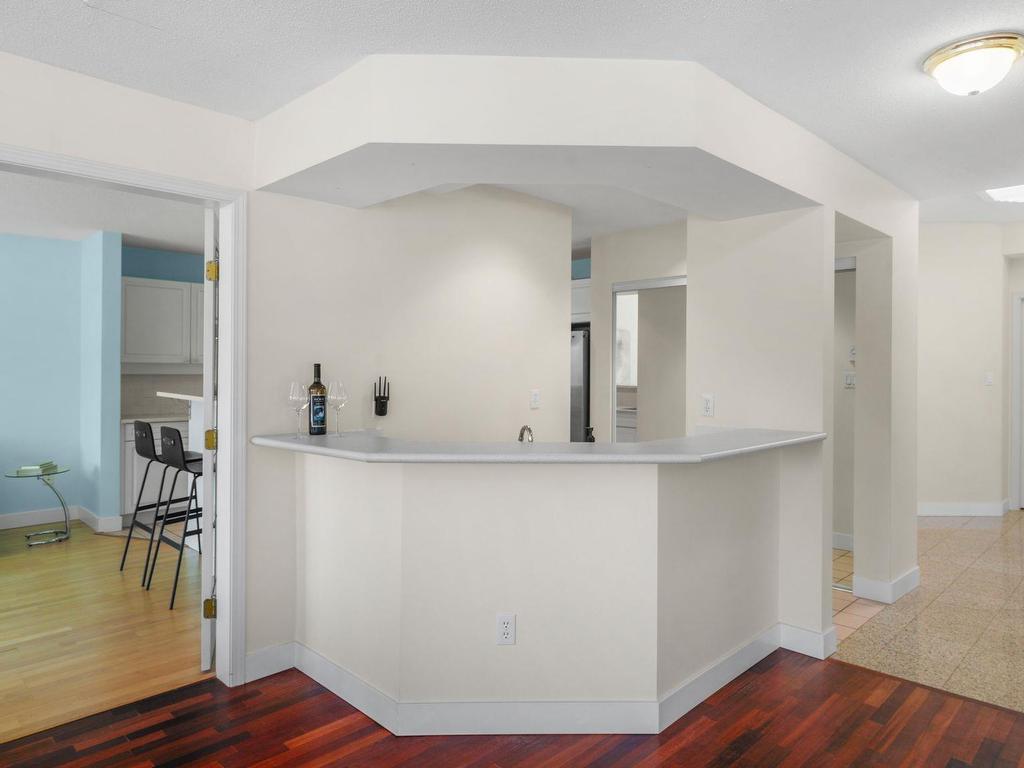 









3670


Banff

Court, 402,
North Vancouver,




BC
V7H 2Y7

