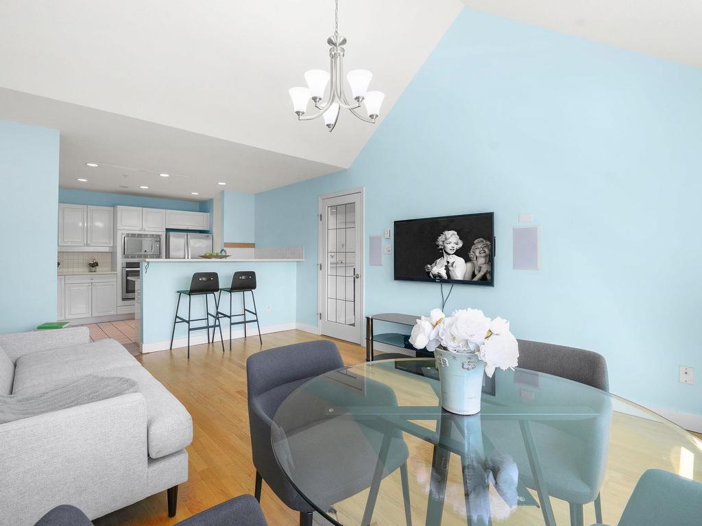 









3670


Banff

Court, 402,
North Vancouver,




BC
V7H 2Y7

