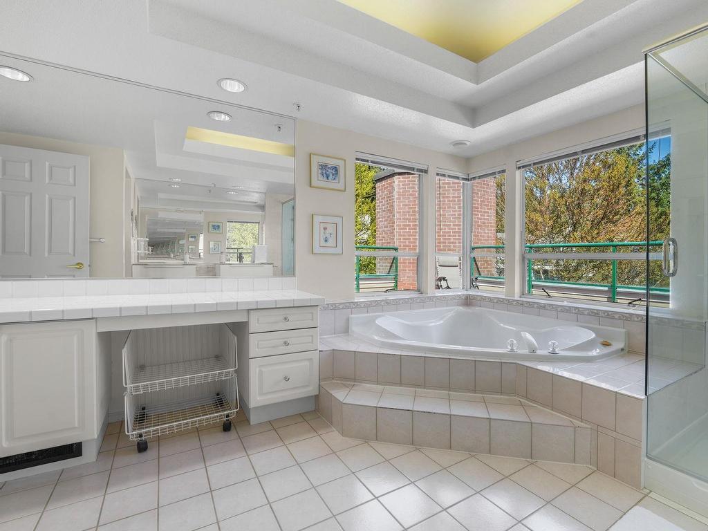 









3670


Banff

Court, 402,
North Vancouver,




BC
V7H 2Y7

