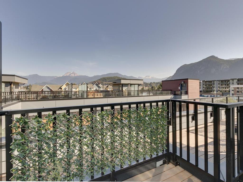 









37842


Third

Avenue, 204,
Squamish,




BC
V8B 1B9

