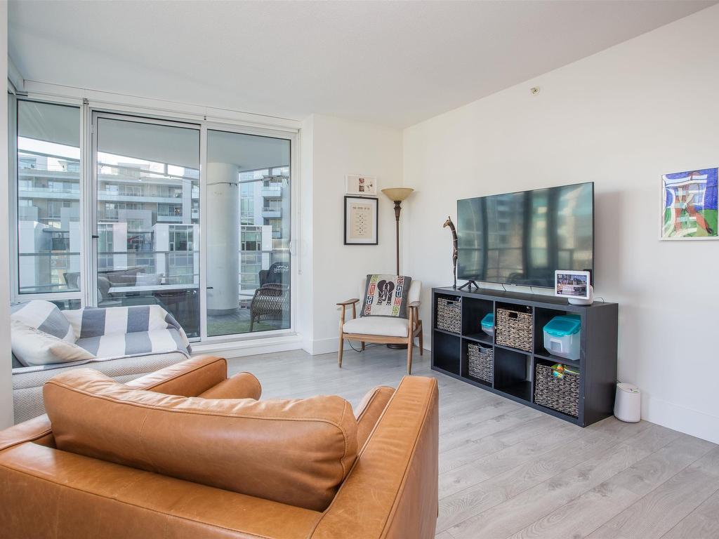 









680


Seylynn

Crescent, 308,
North Vancouver,




BC
V7J 0B5

