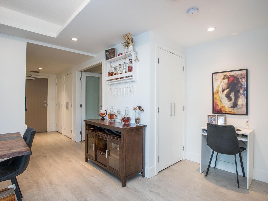 









680


Seylynn

Crescent, 308,
North Vancouver,




BC
V7J 0B5


