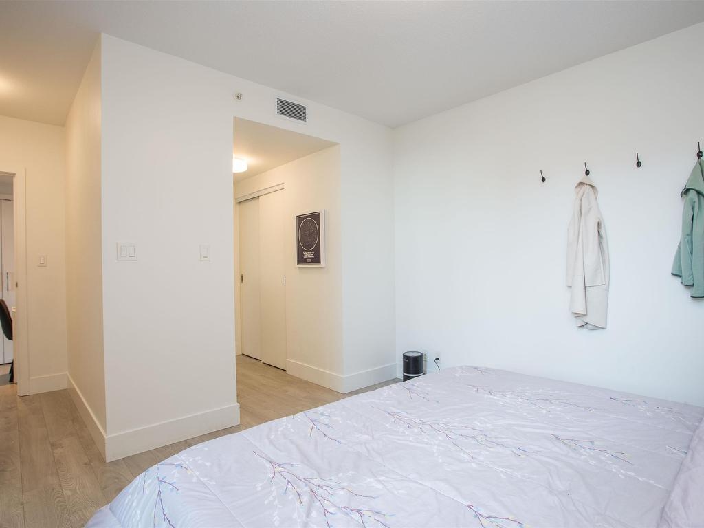 









680


Seylynn

Crescent, 308,
North Vancouver,




BC
V7J 0B5

