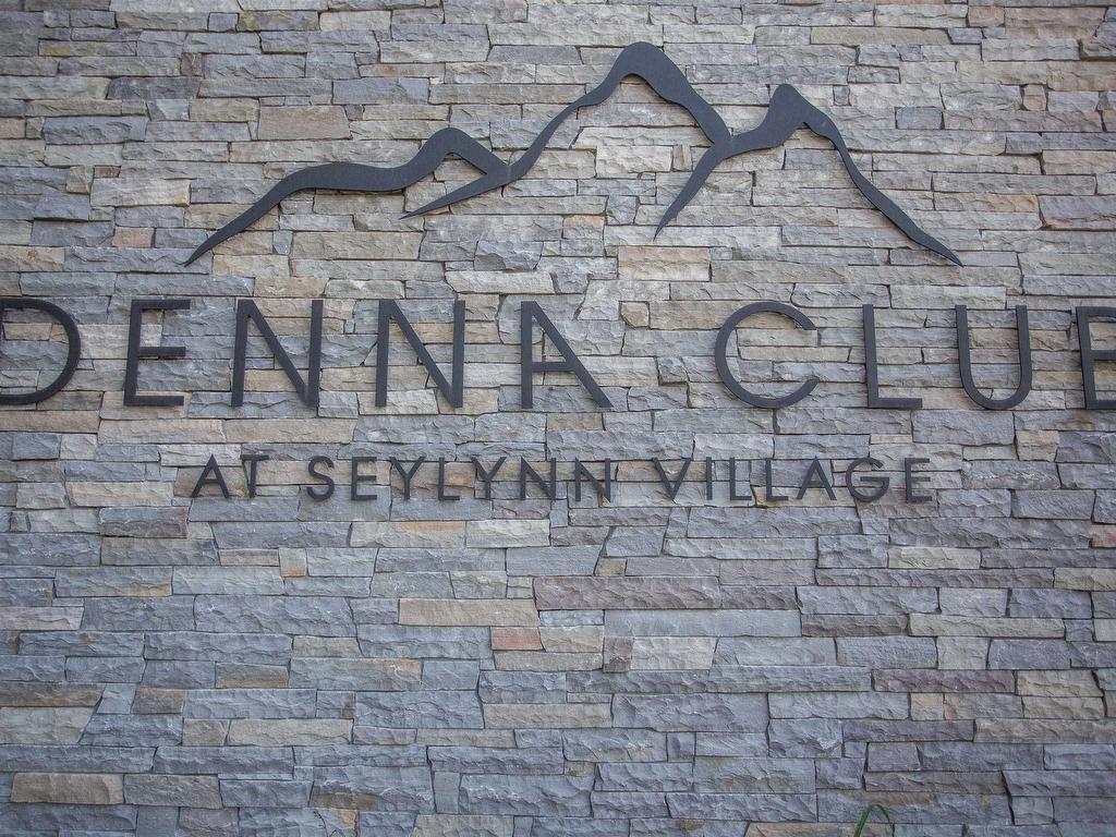 









680


Seylynn

Crescent, 308,
North Vancouver,




BC
V7J 0B5

