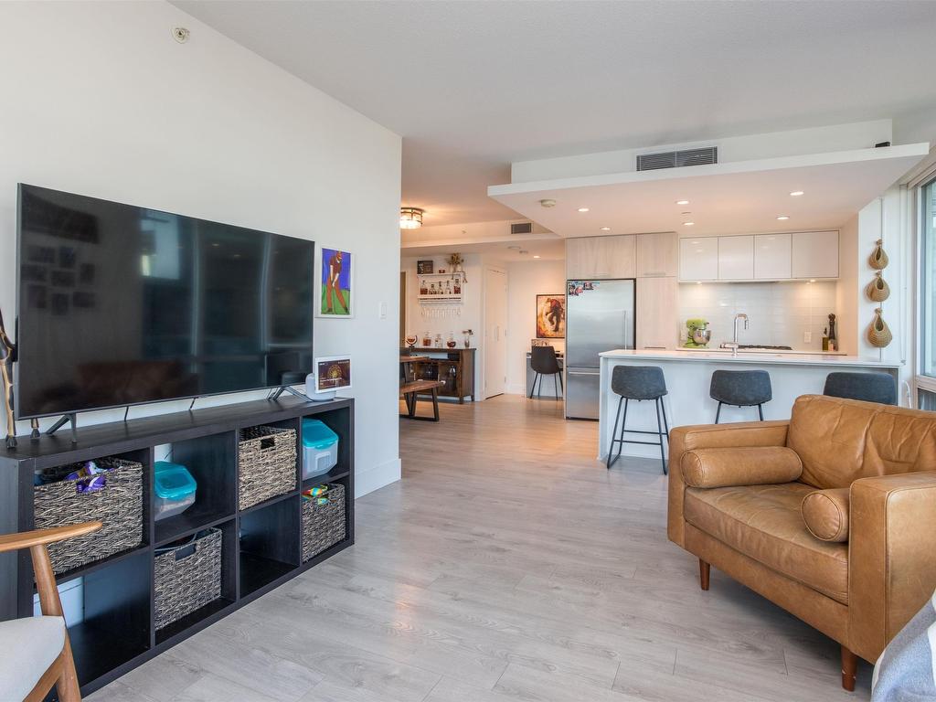 









680


Seylynn

Crescent, 308,
North Vancouver,




BC
V7J 0B5

