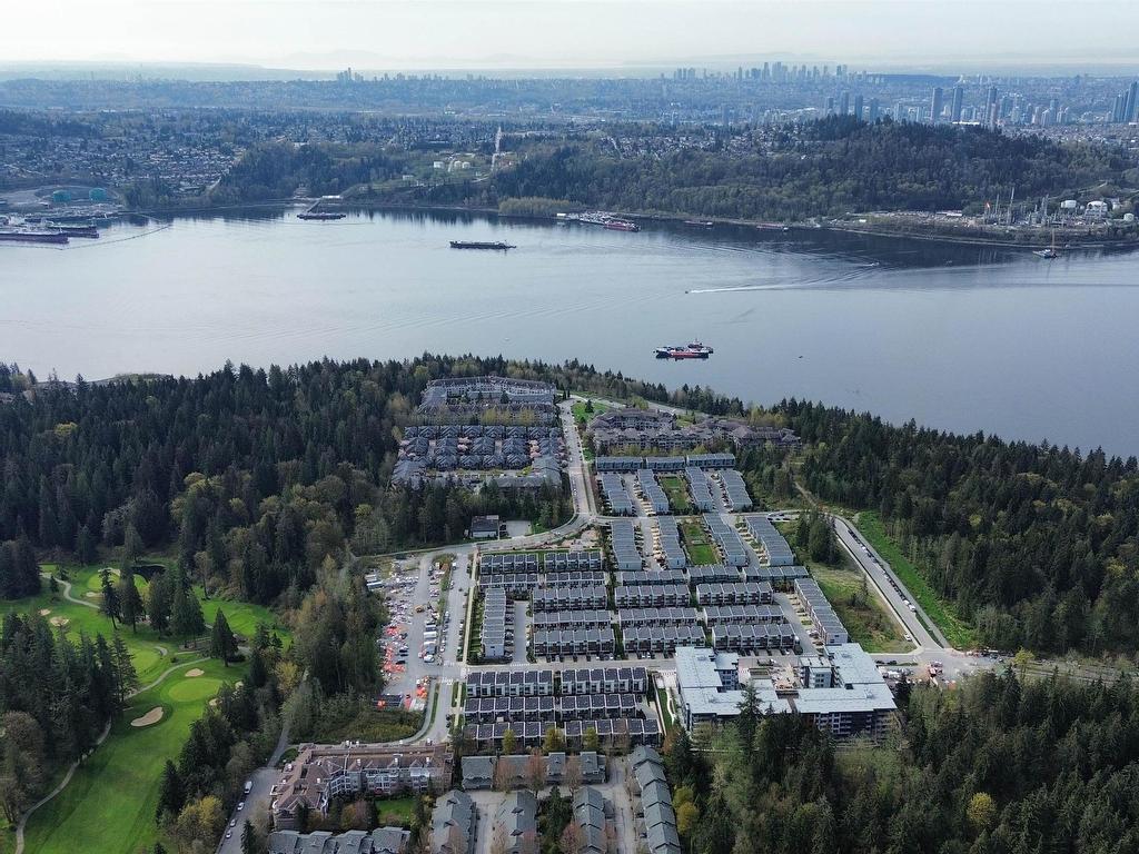









602


Lile

Drive, 15,
North Vancouver,




BC
V7G 0B3

